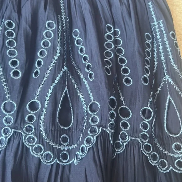 Ramy Brook embroidered skirt - Picture 3 of 8